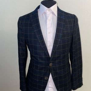 Beautiful navy blazer with green plaid